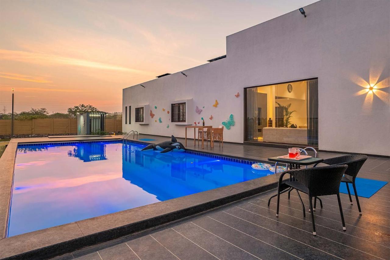 Le Bon Horizon: Hillside Elegance with Pool and Gazebo near Sula Villa Nashik Exterior photo