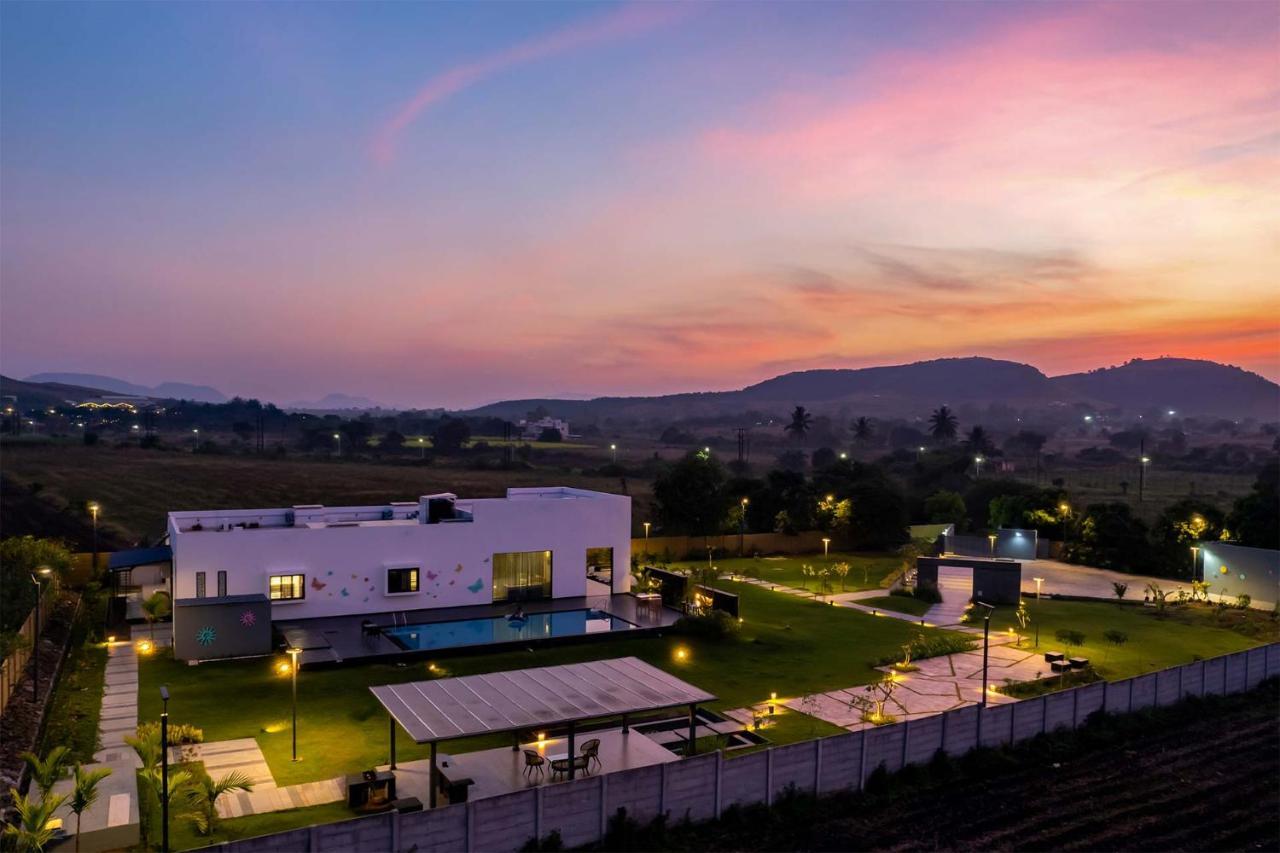 Le Bon Horizon: Hillside Elegance with Pool and Gazebo near Sula Villa Nashik Exterior photo